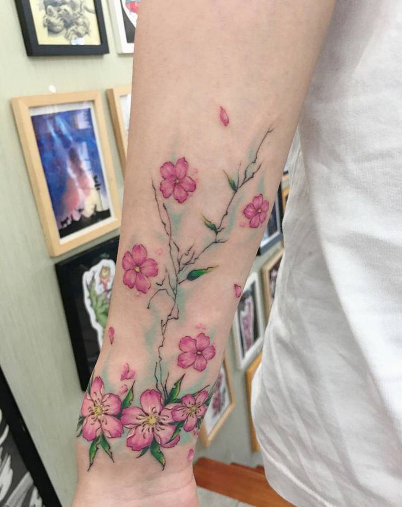 樱花纹身图片_手臂纹身图案
