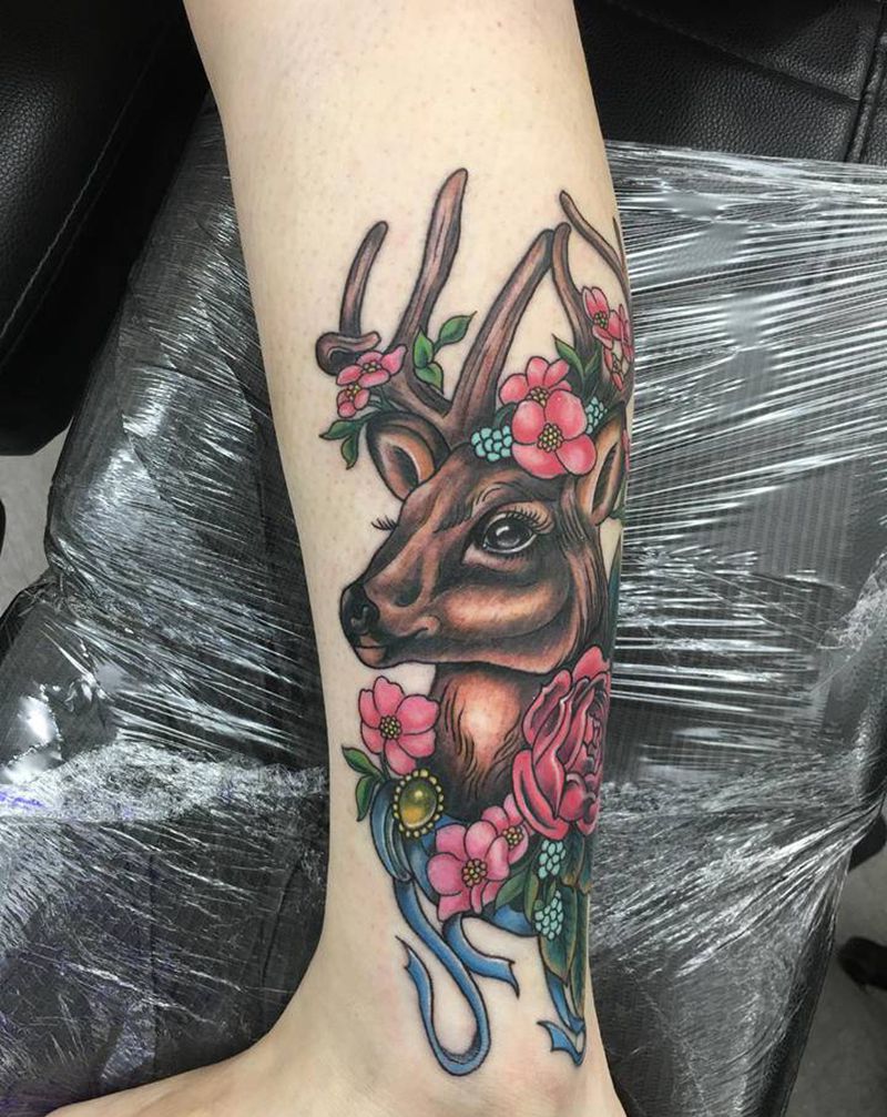 鹿遮盖纹身图片_腿部New School纹身图案