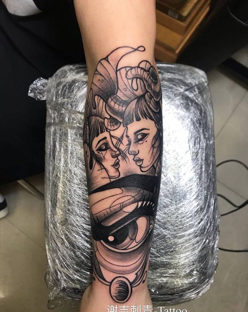 欧美双子座纹身图片_手臂New School欧美写实纹身图案