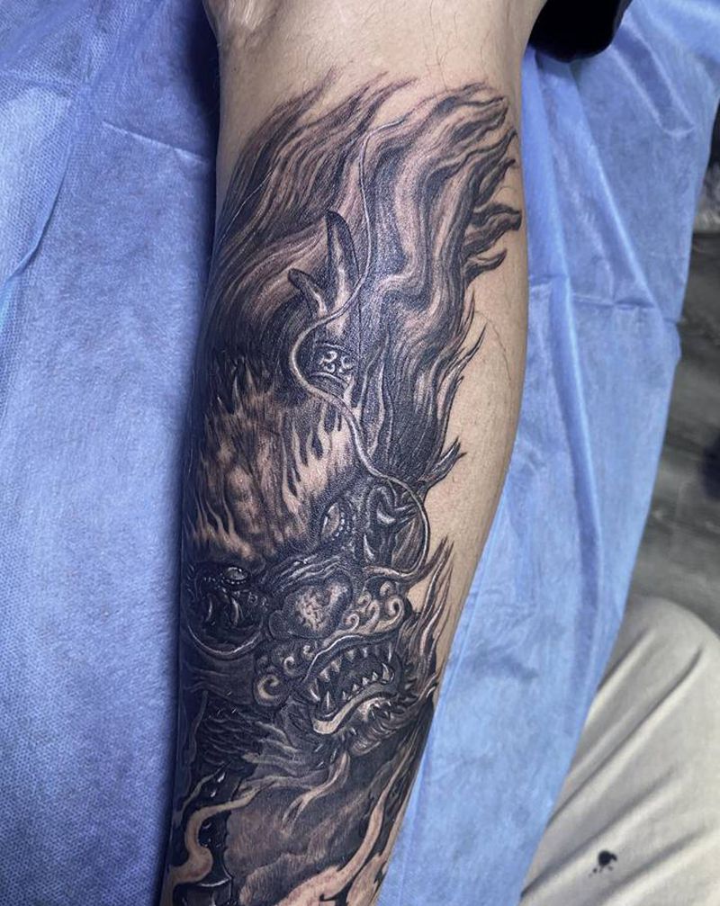 踏宝麒麟纹身图片_腿部背部新传统欧美写实纹身图案
