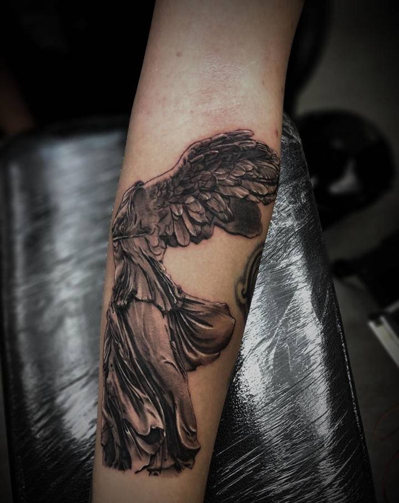 胜利女神纹身图片_手臂欧美写实纹身图案