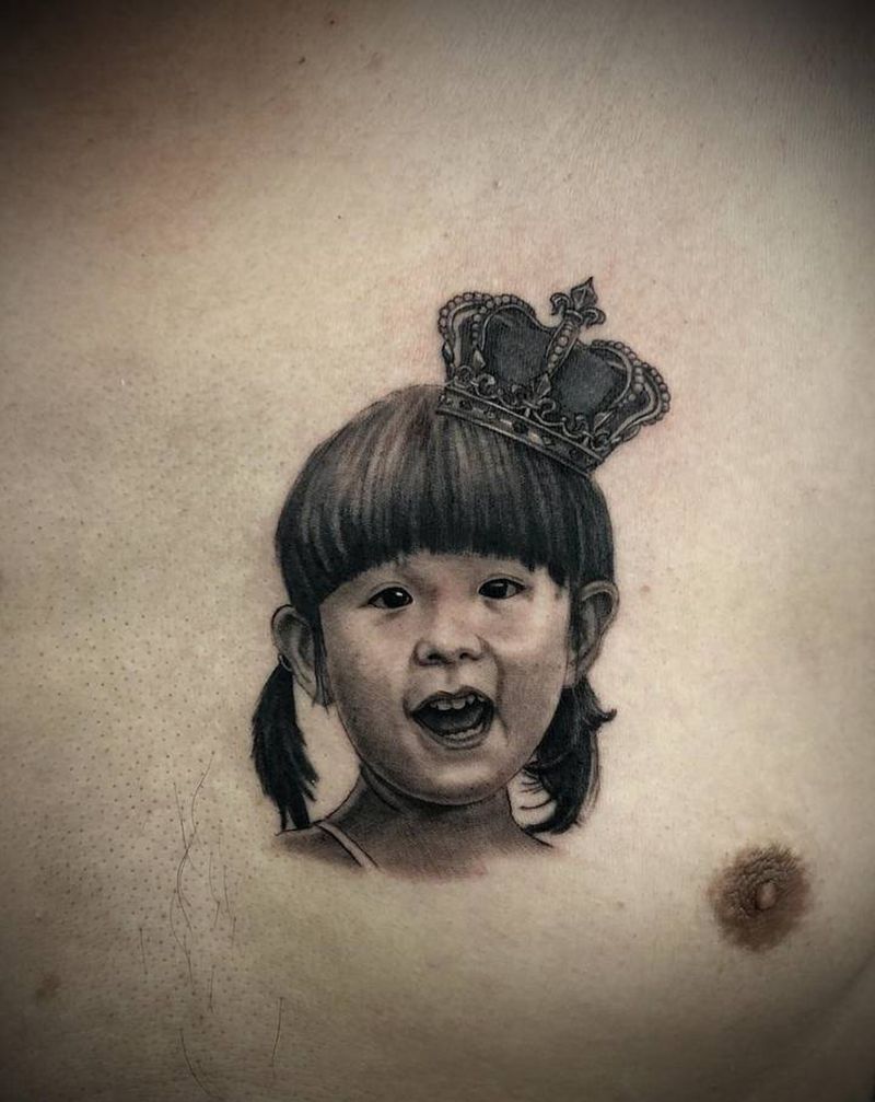 肖像纹身图片_胸部欧美写实纹身图案