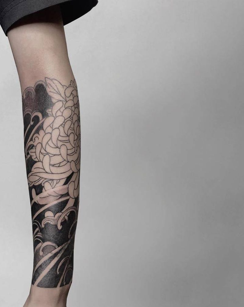 一鸣 / 2020纹身图片_手臂老传统覆盖纹身图案