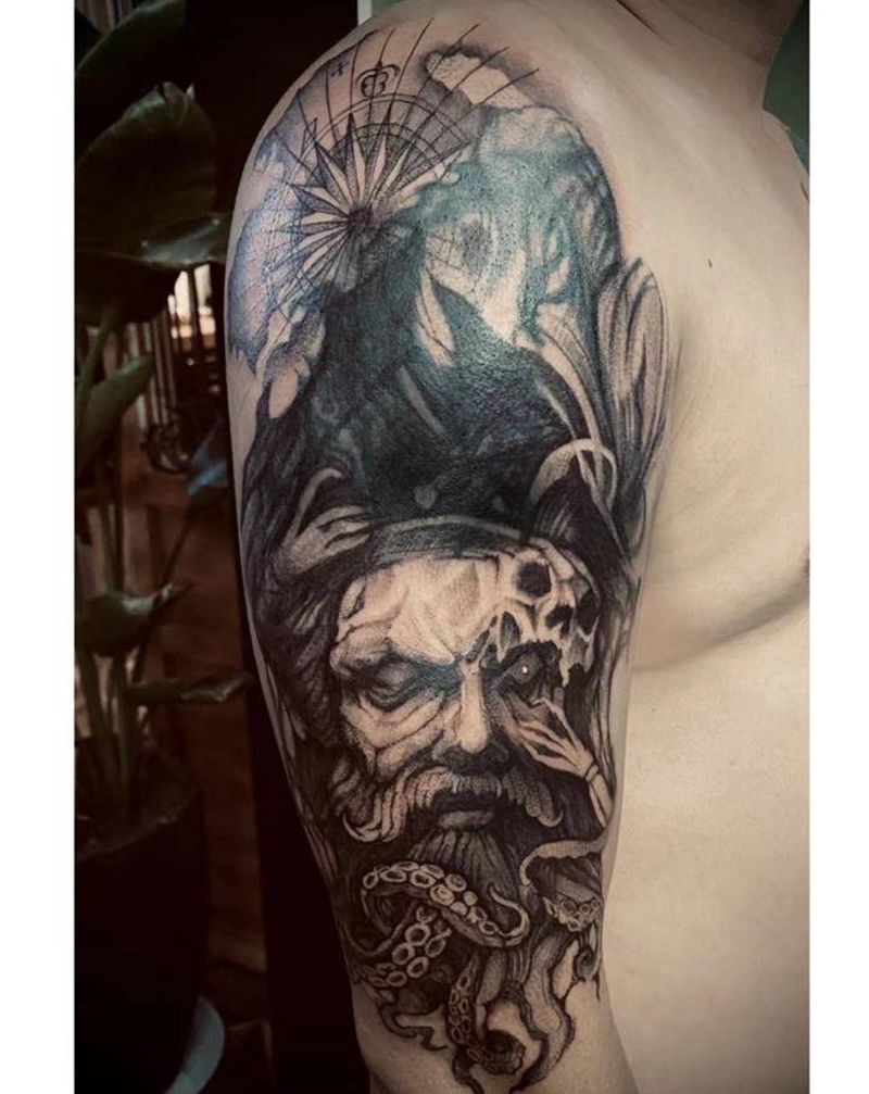 遮盖老纹身纹身图片_手臂欧美写实纹身图案