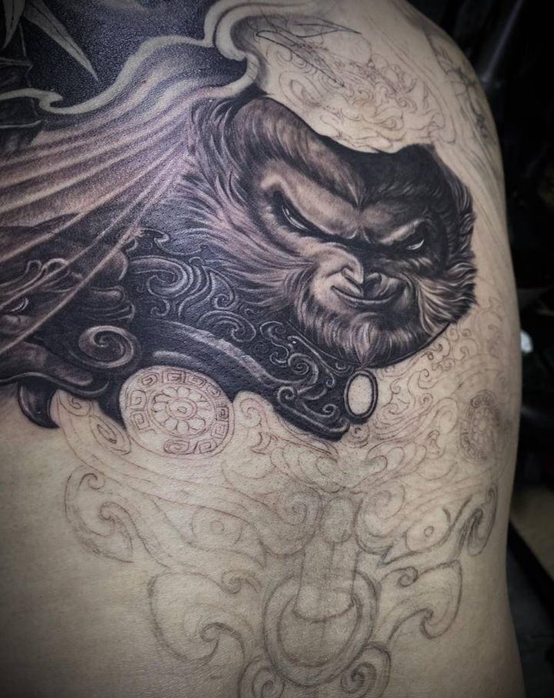 猴纹身图片_背部新传统欧美写实纹身图案