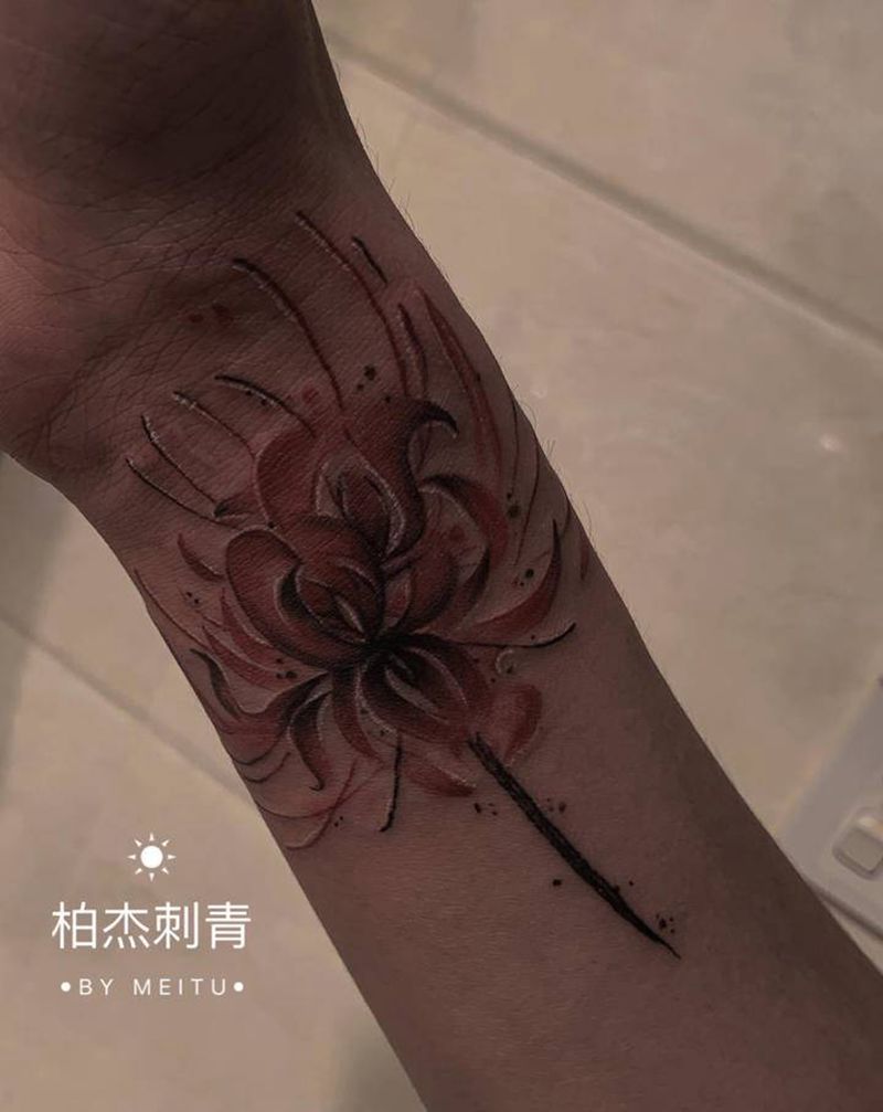 彼岸花纹身图片_手臂新传统纹身图案