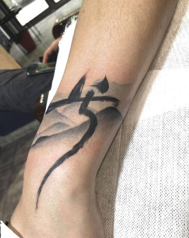 中国水墨风纹身图片_手臂水墨水彩水墨臂环纹身图案