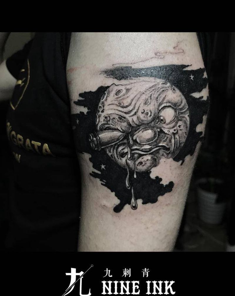 月球旅行记纹身图片_手臂纹身图案