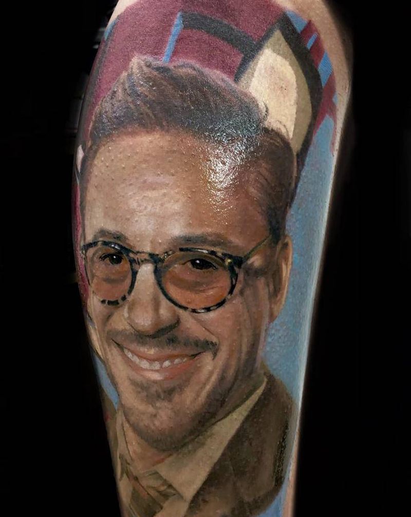 托尼斯塔克纹身图片_腿部欧美写实纹身图案