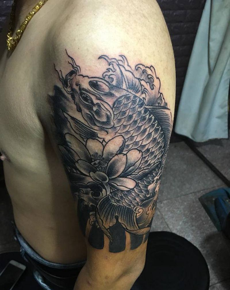 鲤鱼纹身图片_手臂纹身图案