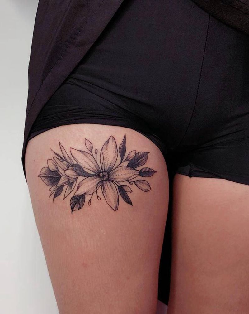 素花纹身图片_腿部几何素花纹身图案