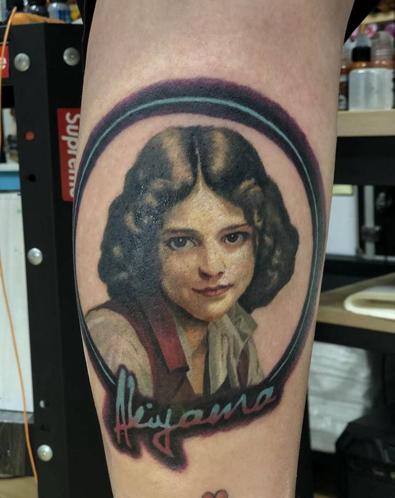 设计小图未完成纹身图片_腿部欧美写实纹身图案