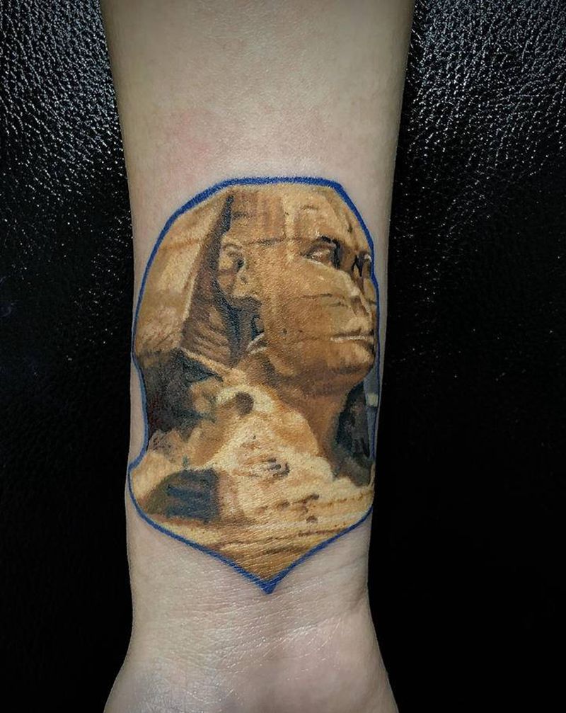 狮身人面像盖图纹身图片_手臂欧美写实纹身图案
