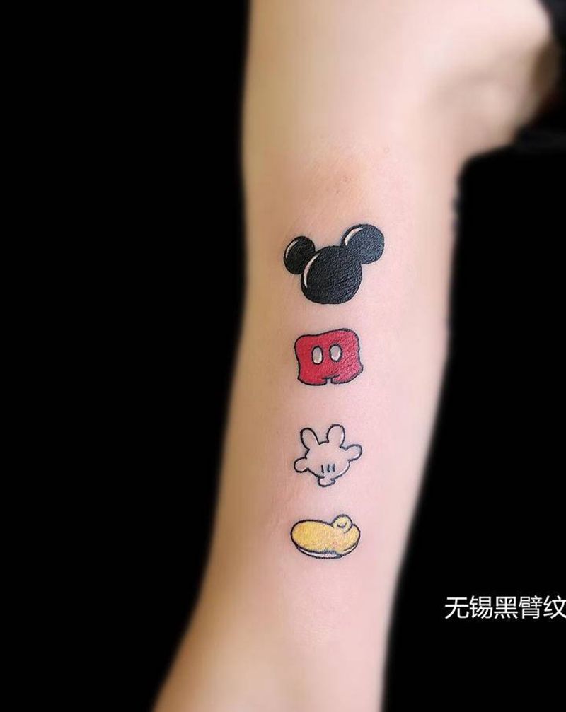 【卡通】米奇纹身图片_手部手臂几何点刺纹身图案
