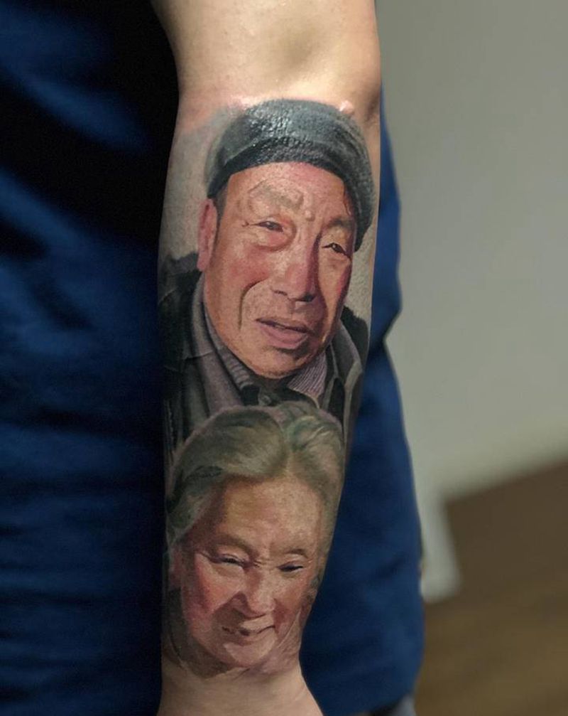 外公外婆肖像纹身图片_手臂欧美写实纹身图案
