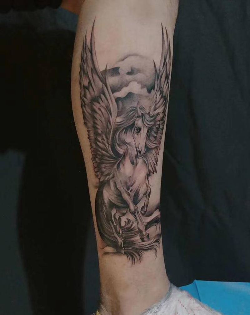 马纹身图片_腿部纹身图案