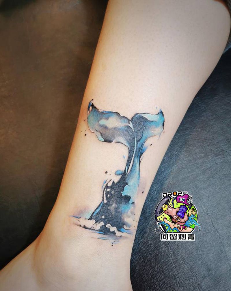 遮盖鲸鱼纹身图片_腿部水墨水彩纹身图案