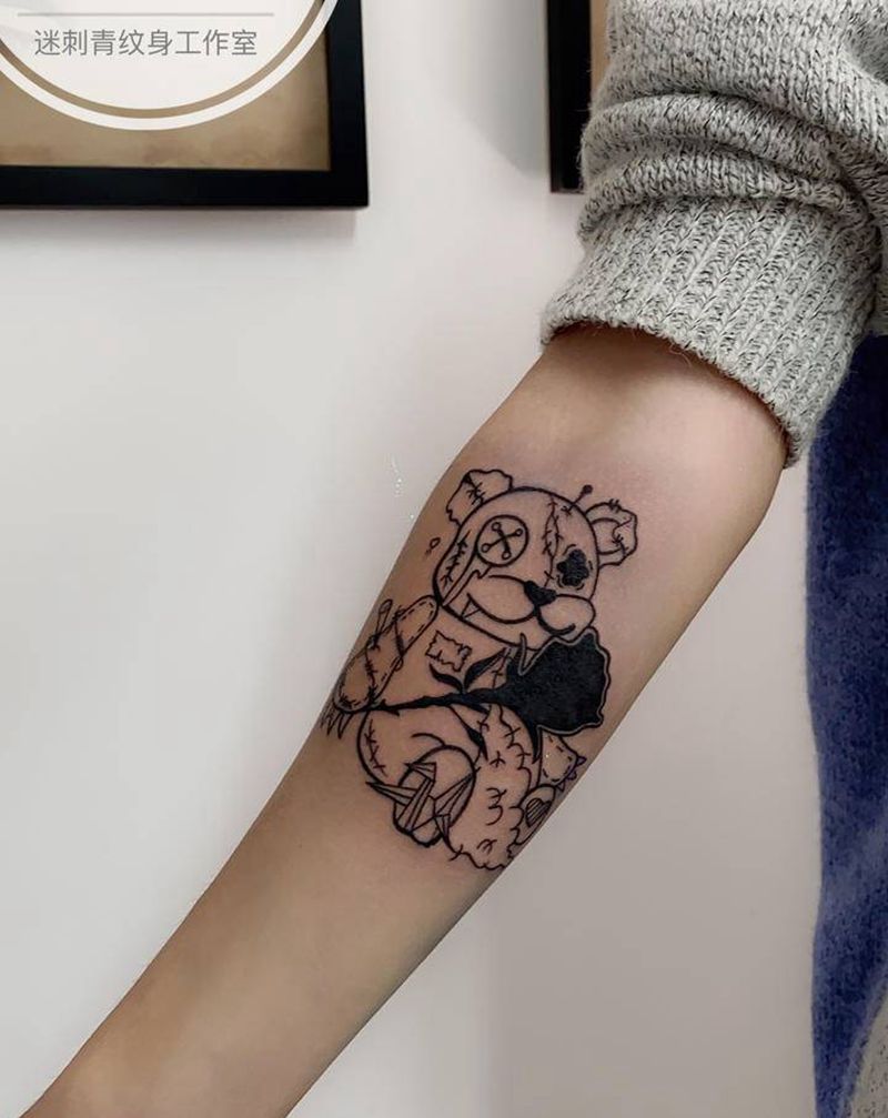 暗黑小熊纹身图片_手臂欧美写实暗黑系小熊恐怖小熊纹身图案