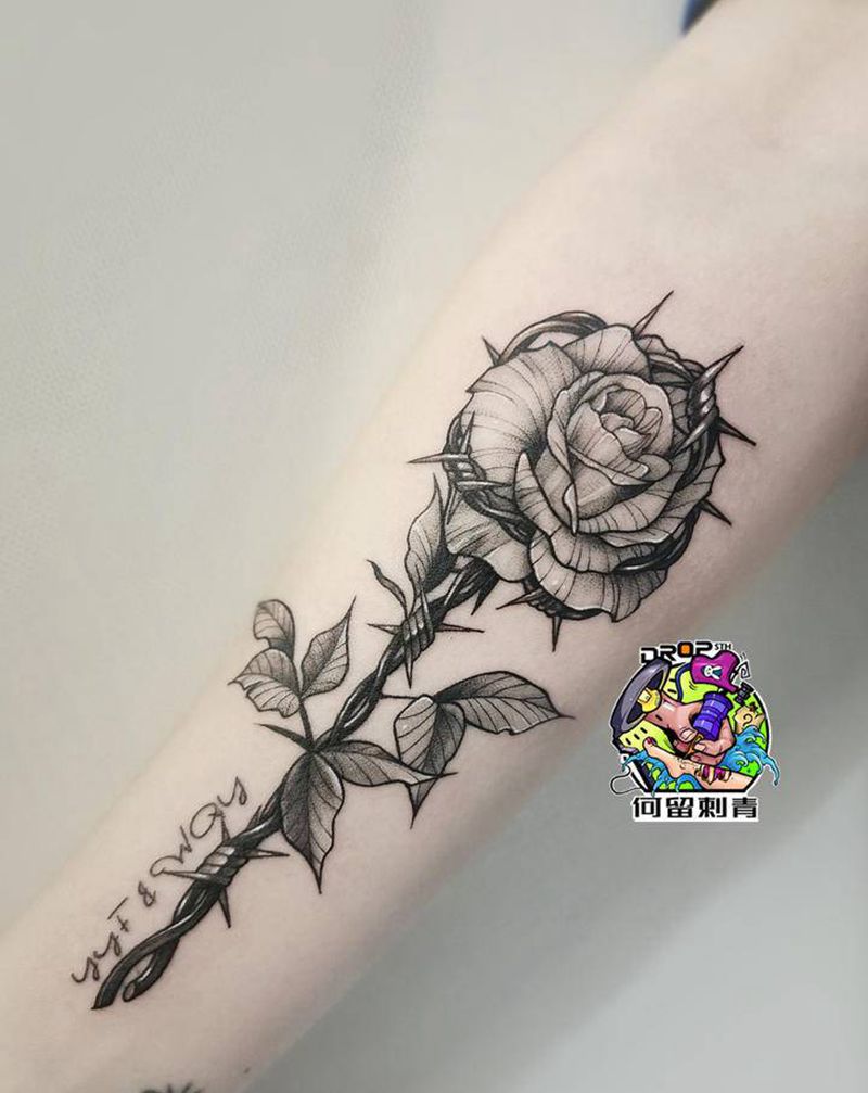 玫瑰遮盖纹身图片_手臂新传统纹身图案