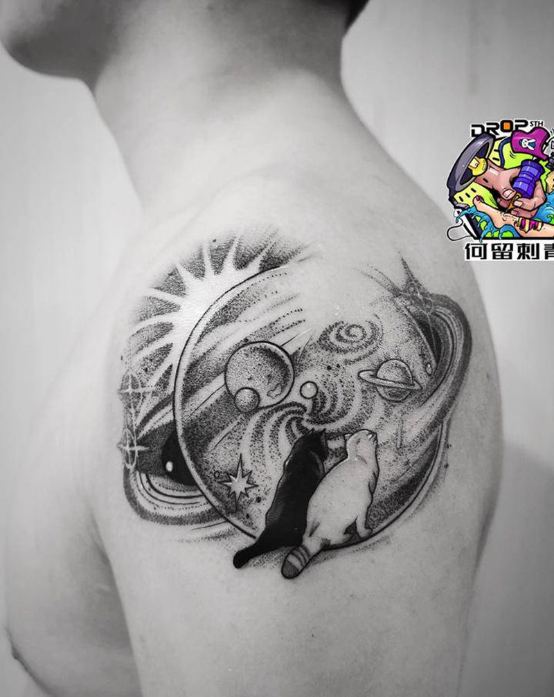 星球与猫纹身图片_手臂点刺纹身图案