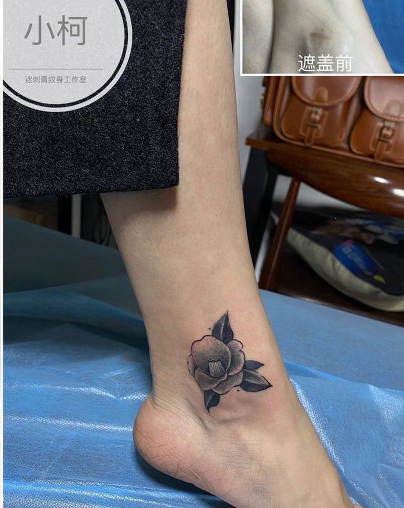 遮盖疤痕纹身图片_脚部水墨山茶花水墨脚踝纹身图案