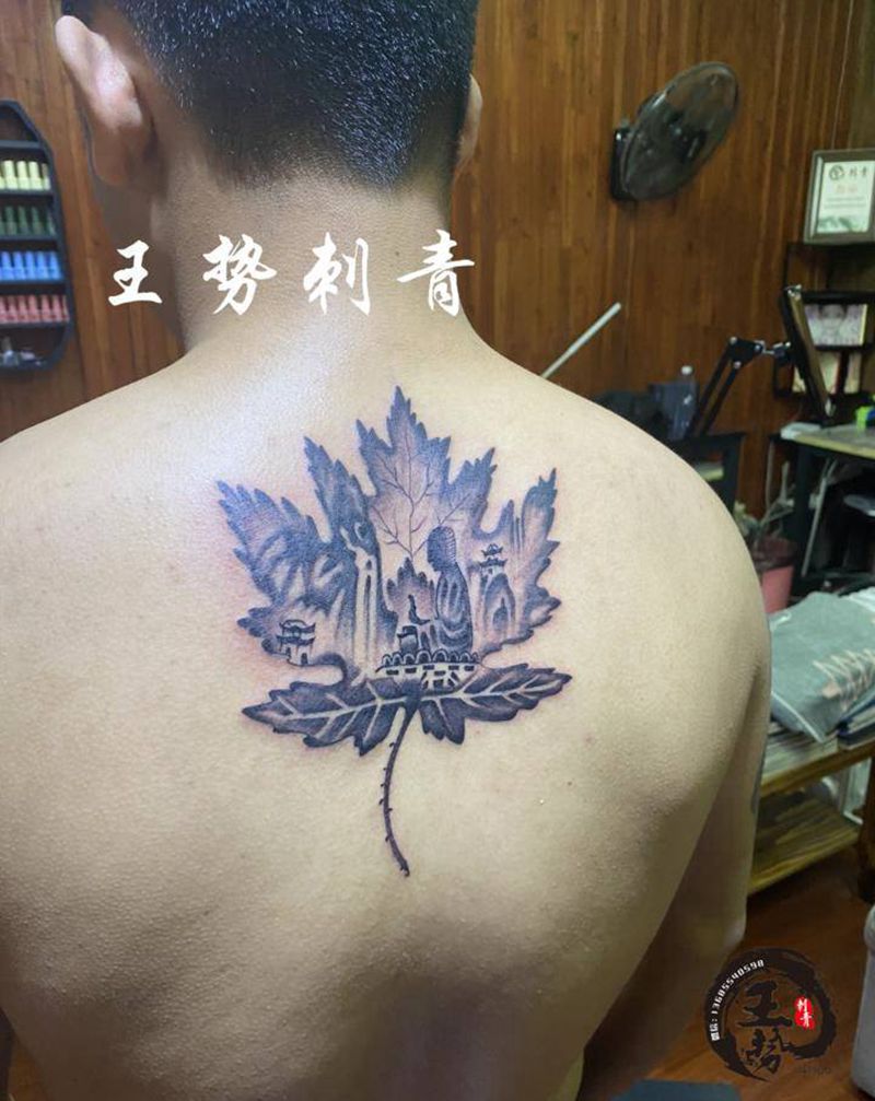 佛纹身图片_肩部老传统纹身图案