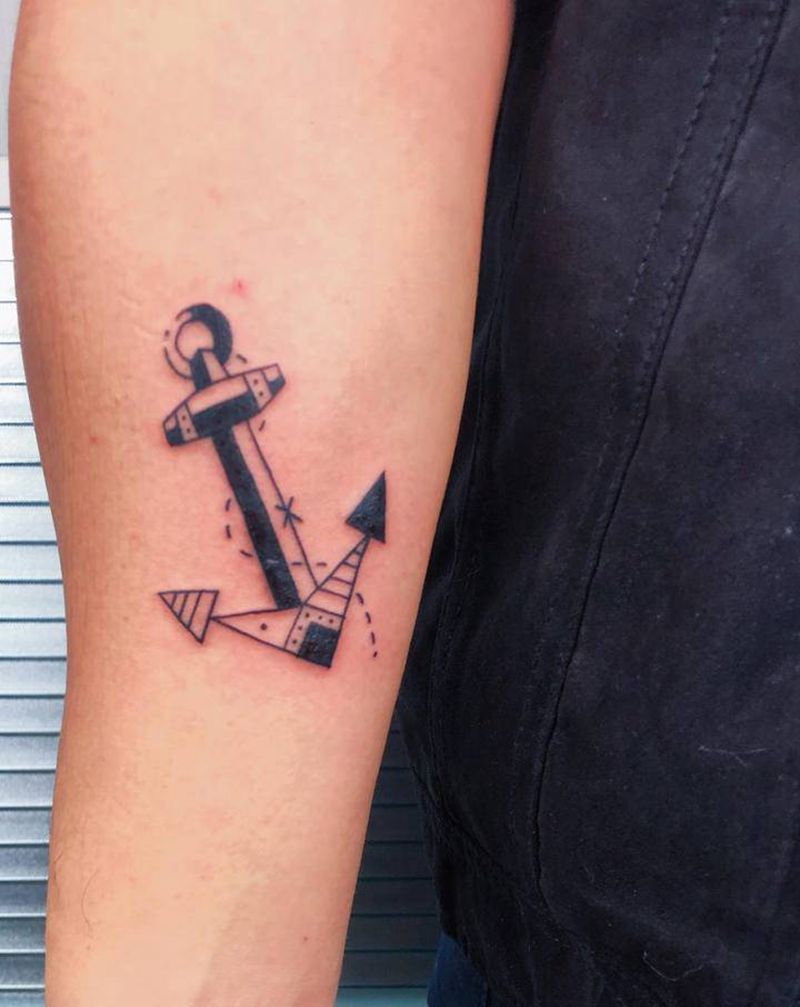 black work纹身图片_手臂几何纹身图案