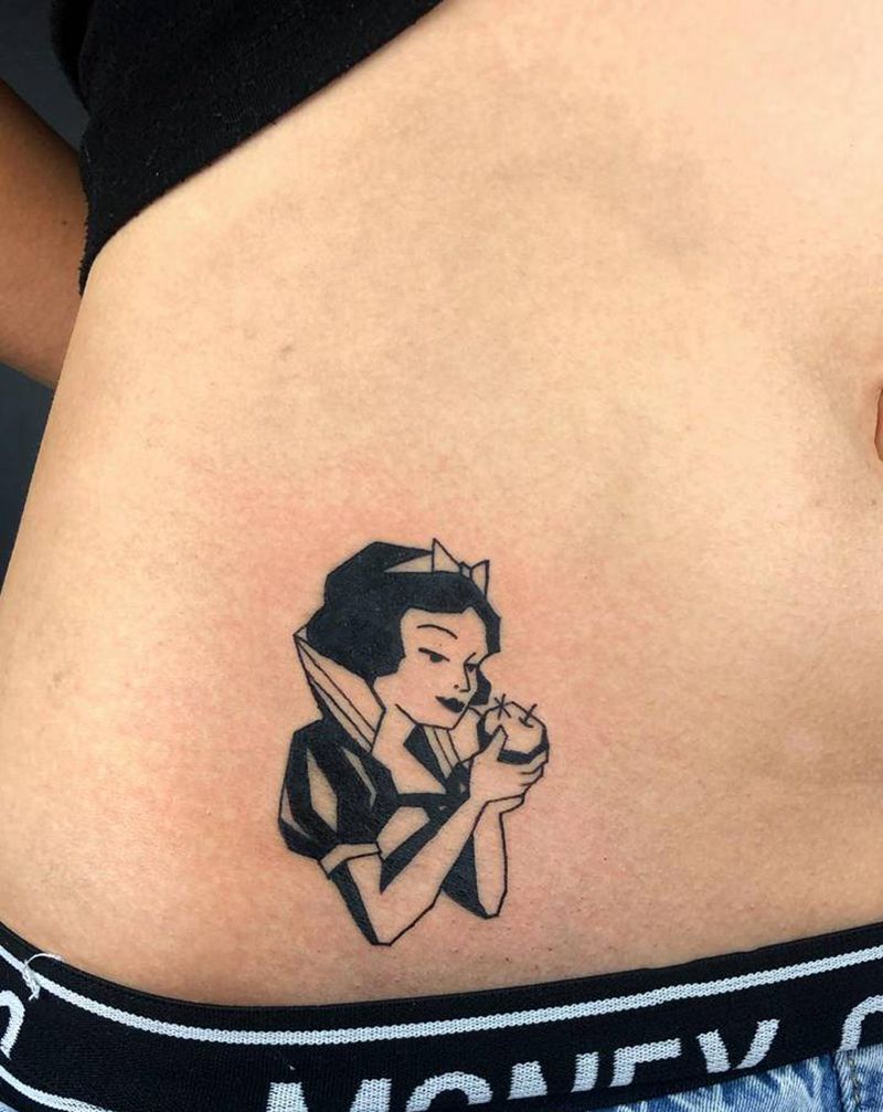 black work纹身图片_腹部几何纹身图案