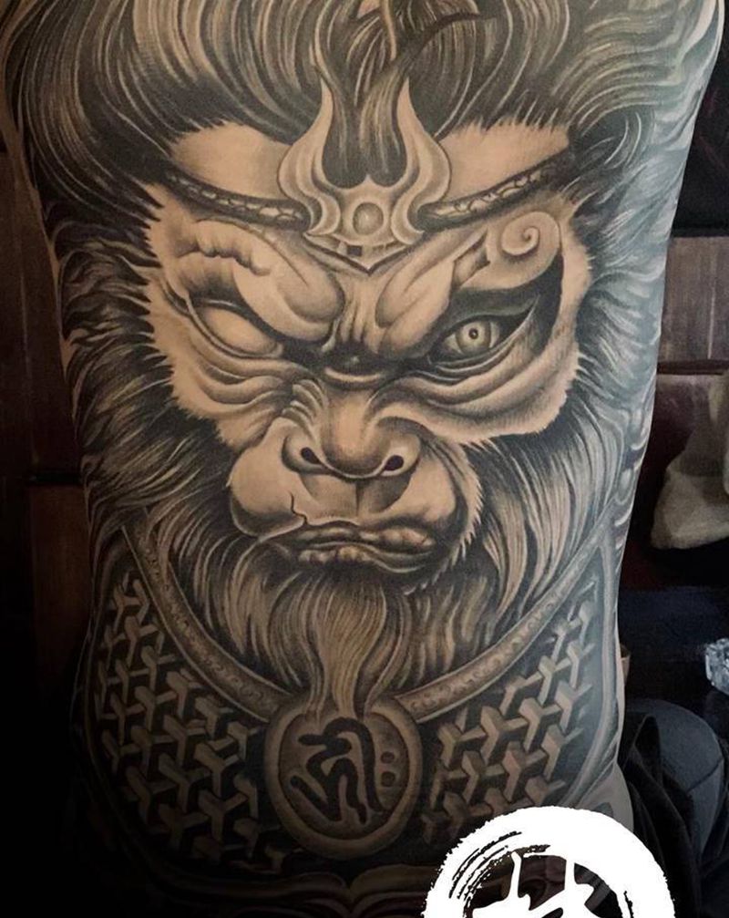 猴子纹身图片_背部新传统纹身图案