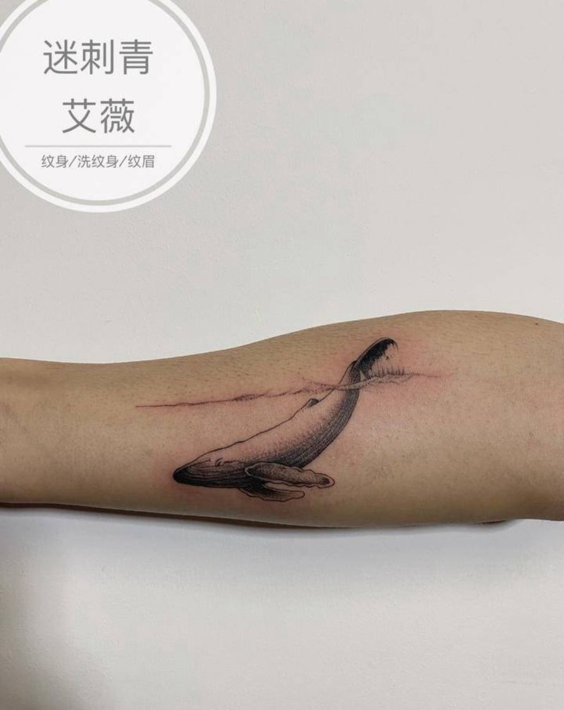 鲸鱼纹身图片_手臂鲸鱼纹身图案