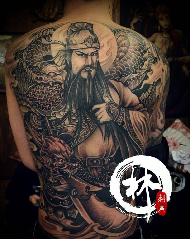 关公纹身图片_背部新传统纹身图案