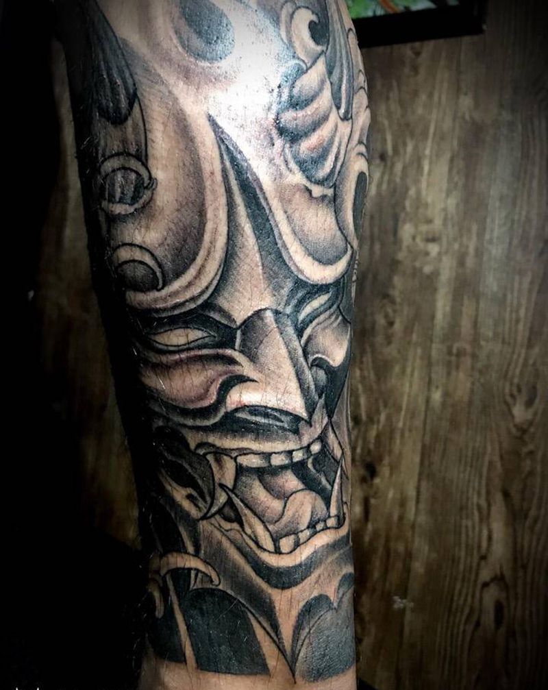 林刺青纹身图片_腿部新传统纹身图案