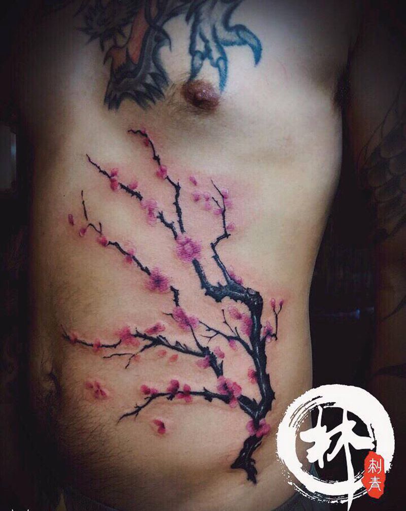 梅花纹身图片_新传统水墨纹身图案