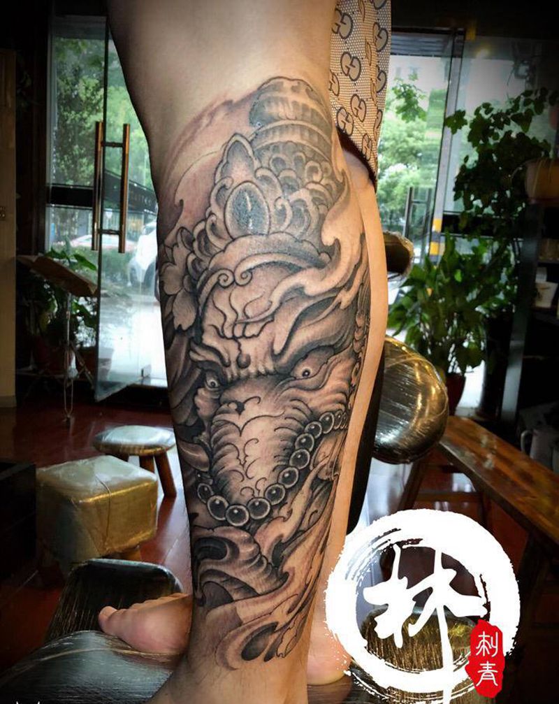 像神纹身图片_腿部新传统纹身图案