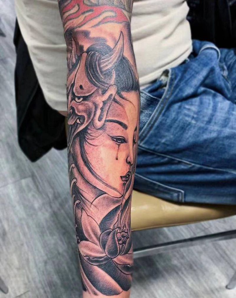 小臂艺妓纹身纹身图片_老传统艺妓纹身图案