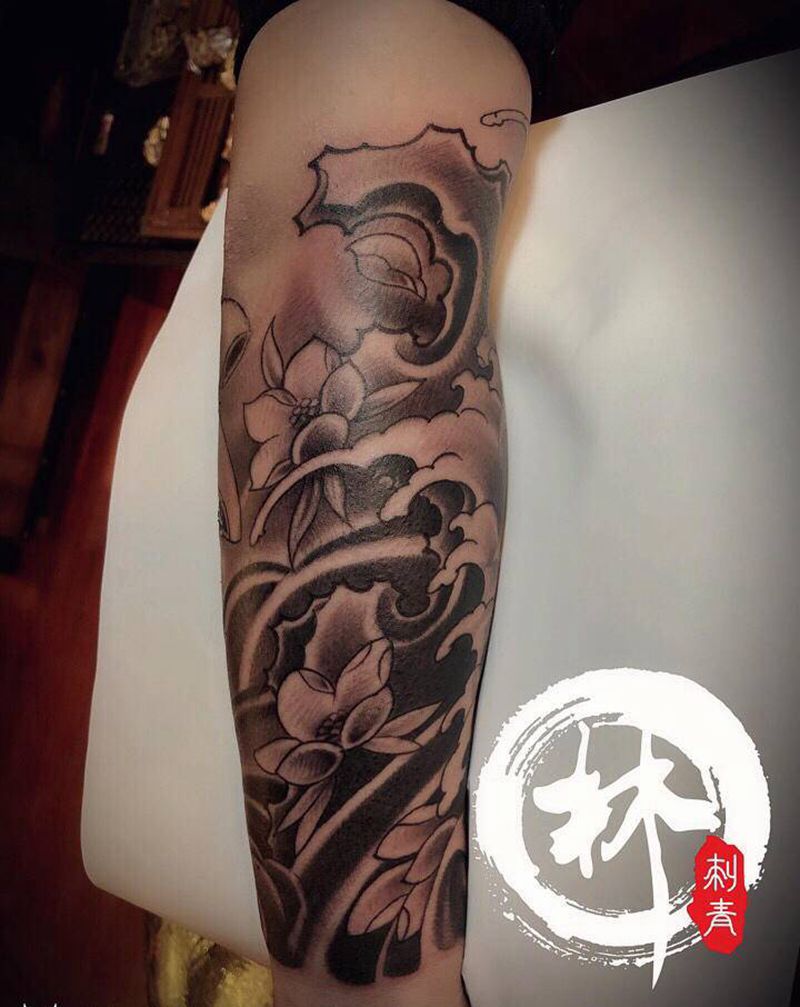 浪花纹身图片_手臂新传统纹身图案
