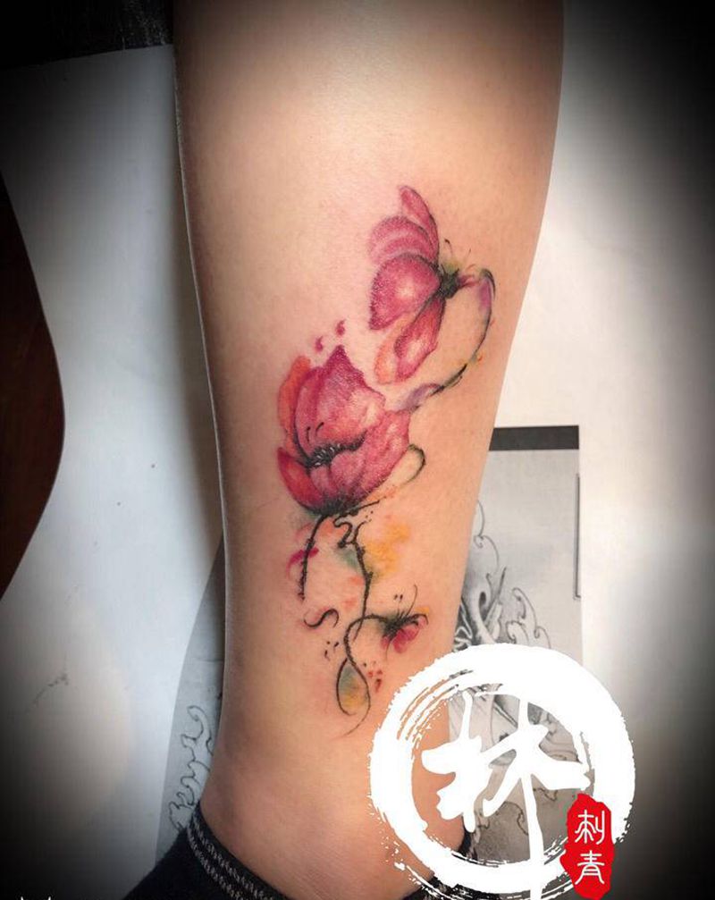 罂粟纹身图片_腿部水墨水彩纹身图案