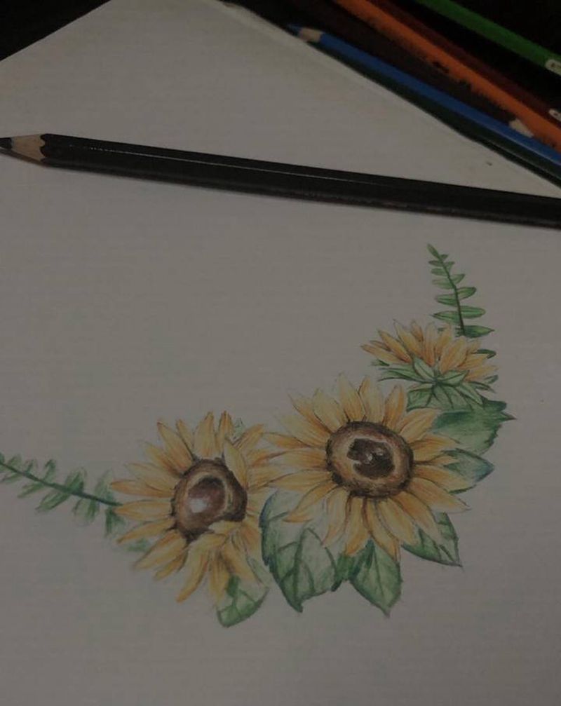 水彩向日葵纹身图片_胸部水彩遮盖纹身图案