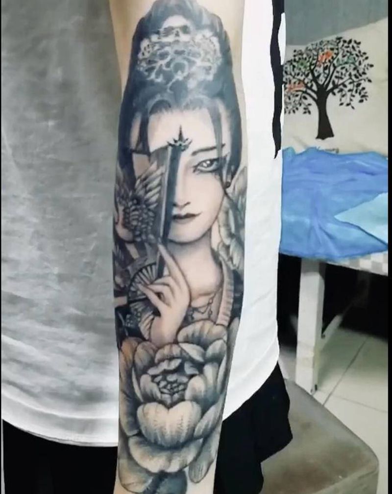 林刺青 无锡长安纹身图片_手臂新传统纹身图案