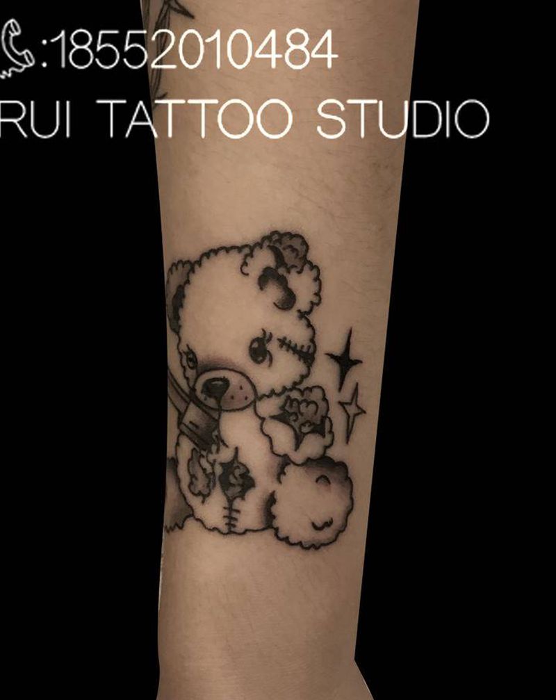 小熊纹身图片_手臂纹身图案