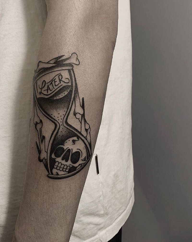 old school沙漏骷髅纹身图片_Old School纹身图案