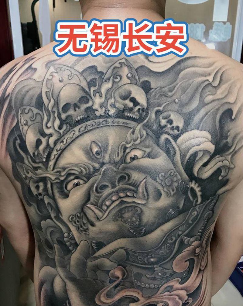 长安 林刺青纹身图片_背部新传统纹身图案