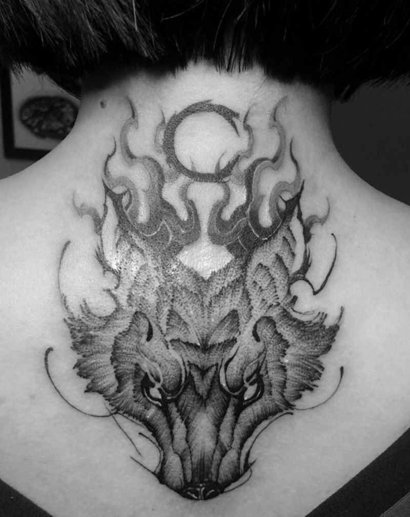 狼纹身图片_背部纹身图案