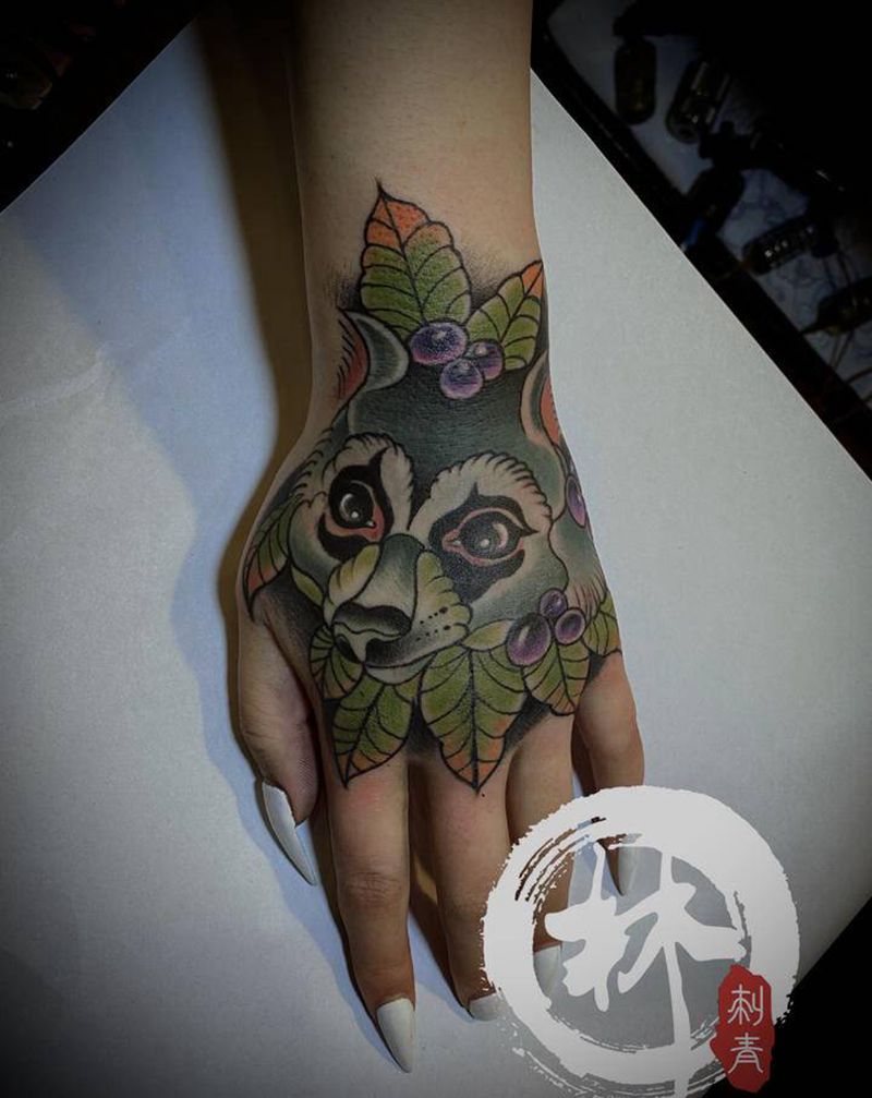 啥纹身图片_手部New School纹身图案