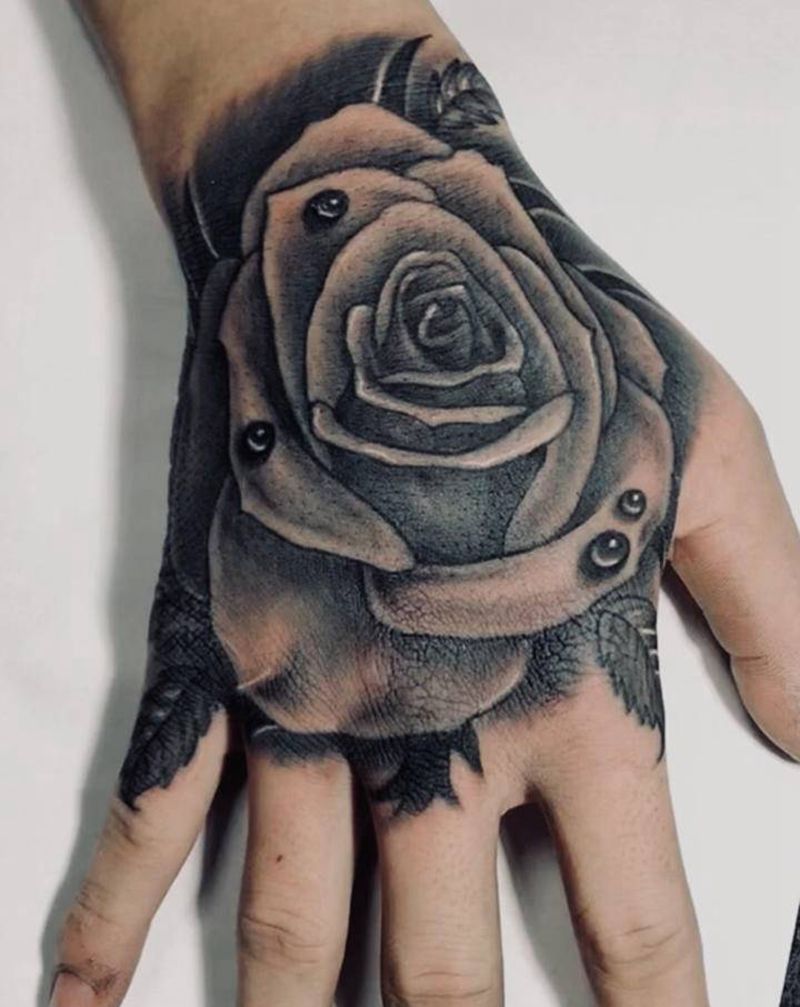 花手.长安林刺青纹身图片_手部欧美写实新传统纹身图案