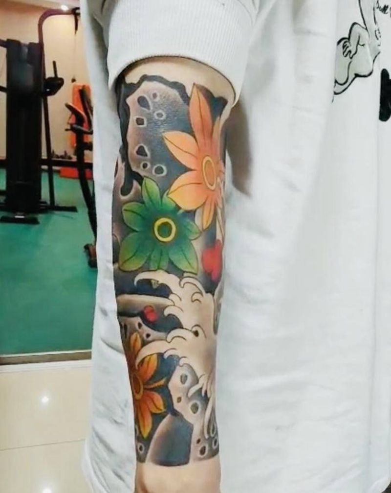 无锡长安.林刺青纹身图片_手臂老传统纹身图案