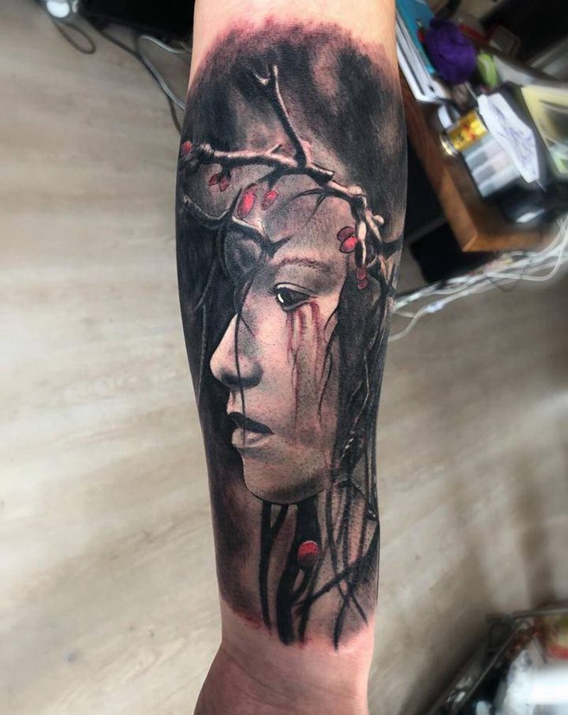 花泪纹身图片_手臂欧美写实超写实纹身图案