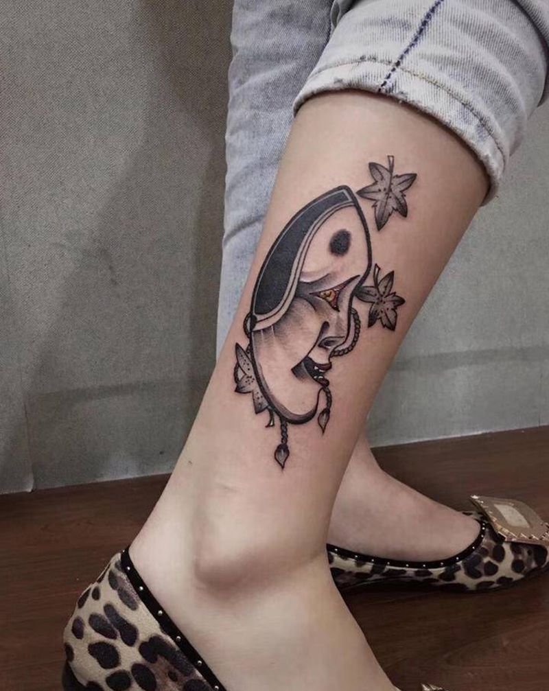 般若纹身图片_腿部纹身图案