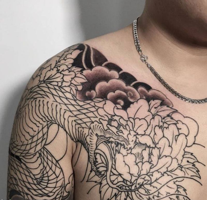 蛇(未完)纹身图片_胸部纹身图案