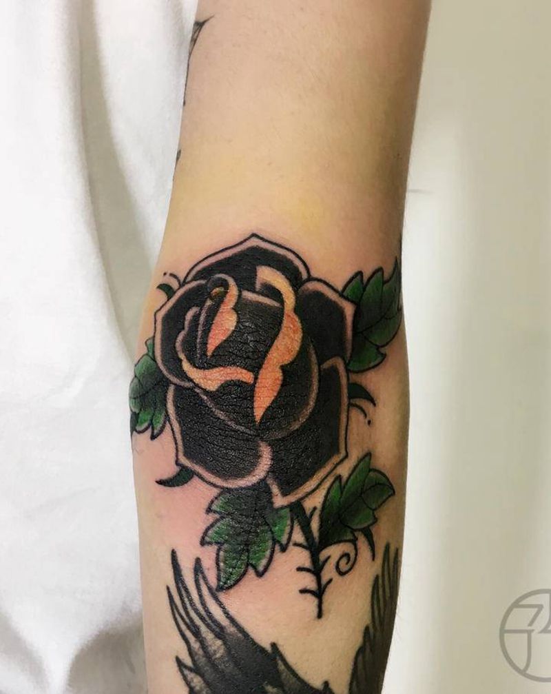 花纹身图片_手臂Old School纹身图案